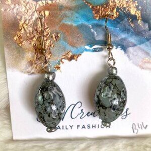 gray marble swirl earings